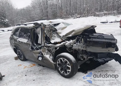 2025 Subaru Forester Premium z USA, uszkodzony, nr VIN JF2SLDBC6SH504640